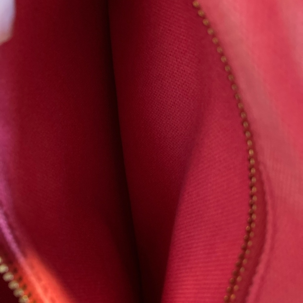 Prada Canapa PM in Pink - Picture 8 of 16